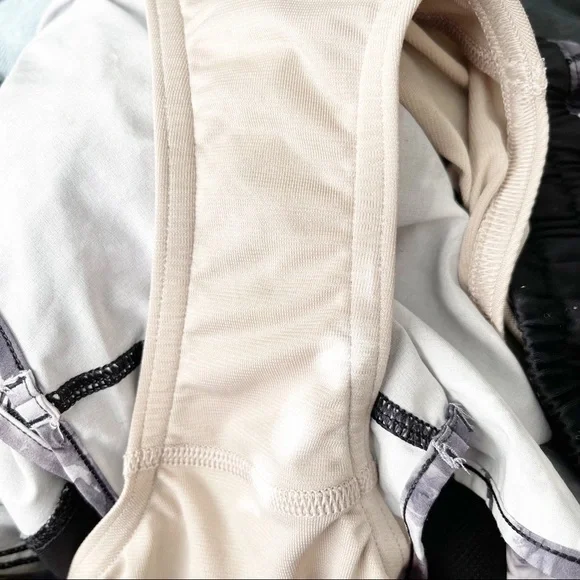 Lululemon Hotty Hot Floral Obscured Black Dusty Mauve Shorts